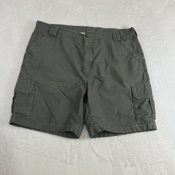Carhartt men’s Size 44 shorts. Cargo style. color gray. Item #0798 - Picture 1 of 8